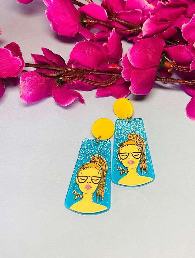 Funky Fashion – Golden Girl Earings