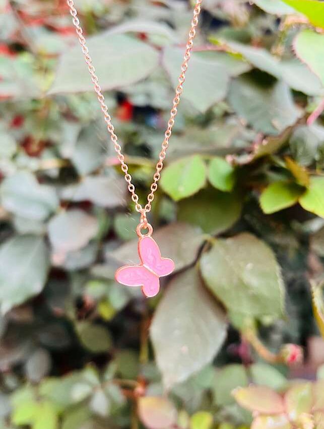 Funky Fashion – Cute Butterfly Pendent Pink