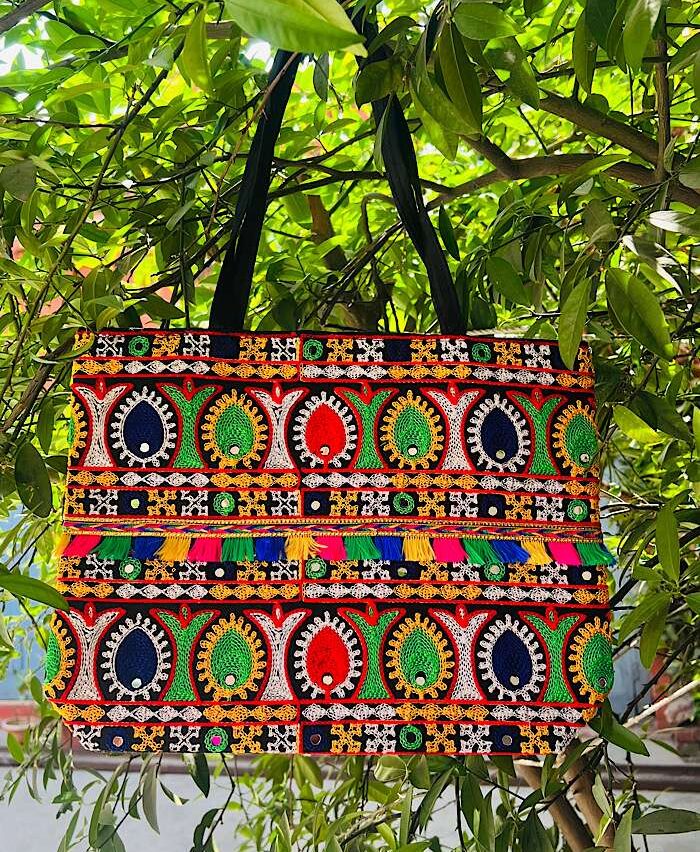 Stylish Bags – Mulicolor Mirror Handmade Tote