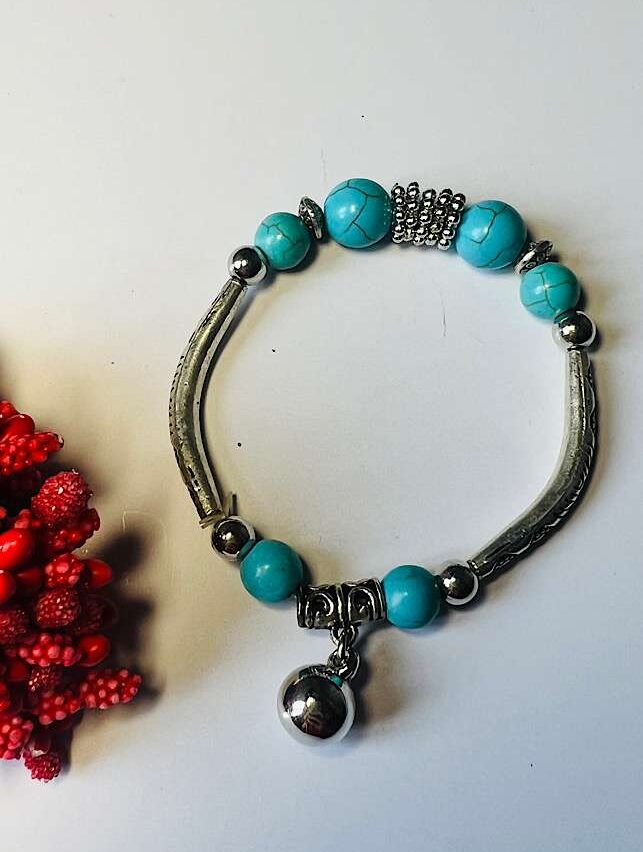 Funky Fashion – Torquoise Silver Charm Bracelet