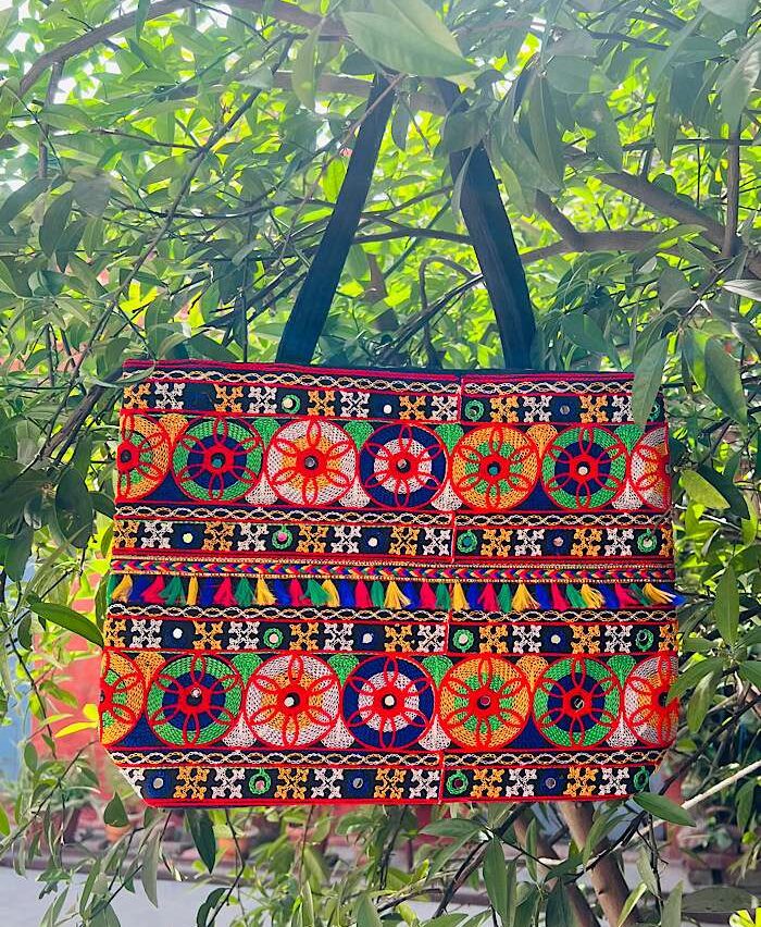 Stylish Bags – Mulicolor Mirror Handmade Tote