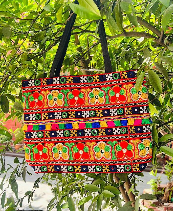 Stylish Bags – Mulicolor Mirror Handmade Tote