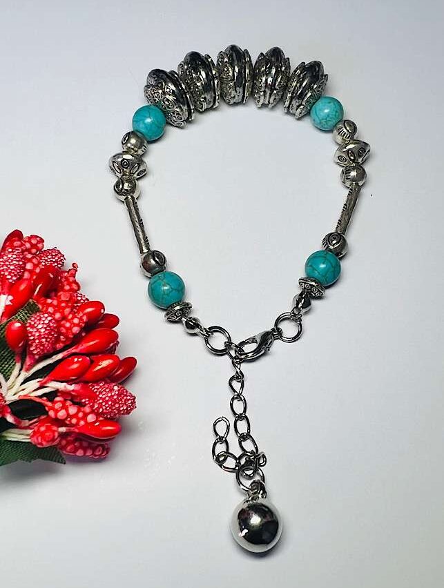 Funky Fashion – Torquoise Silver Charm Bracelet