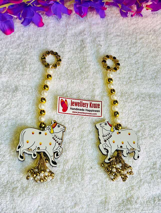 Pichwai Cow Hangings – Set of 2