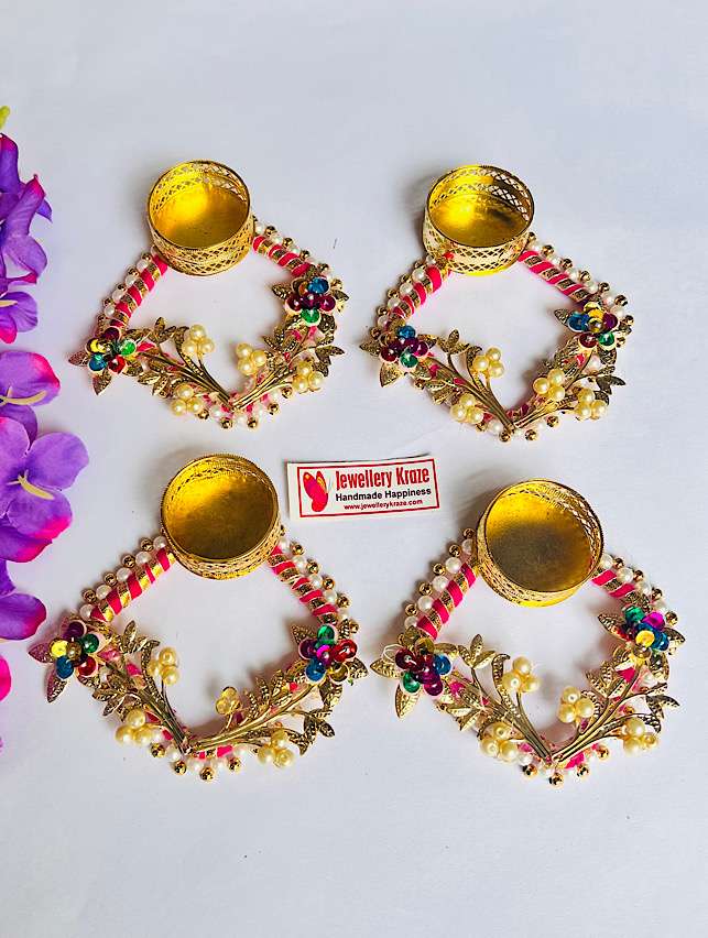 Golden Leaf T-Light Holders – Set of 4